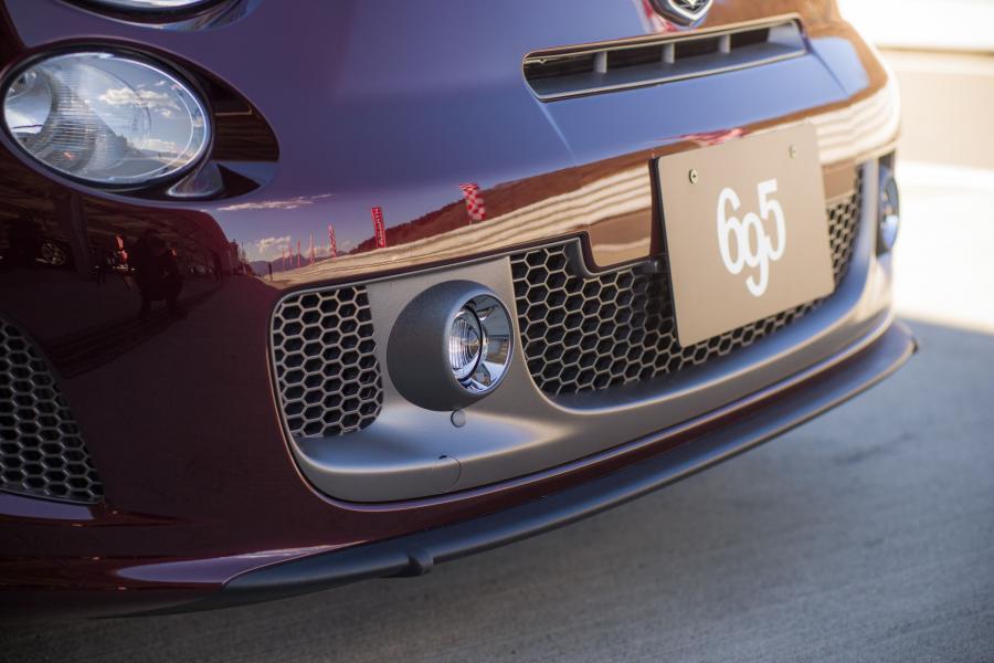 Детали экстерьера Abarth 695 Edizione Maserati (312) 2013 года  (JP) (фото 16 из 22)